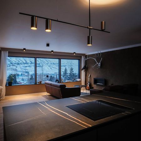 Botnahlid Villa, Mountain And Town Views And Outdoor Sauna Seyðisfjörður Esterno foto